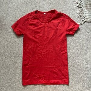 Red Seamless Tee